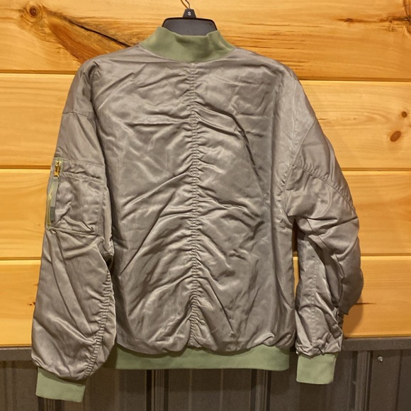 Nike loose fit Women’s Jacket Reversible New with tags size Small - Picture 7 of 8